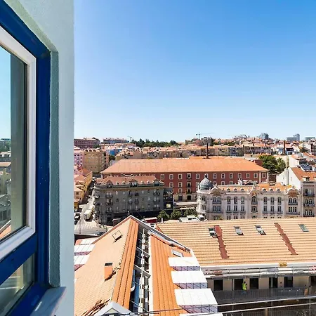 With Great Views And Aircon * Lizbona