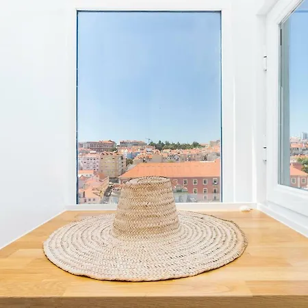 With Great Views And Aircon Apartment Lisbon