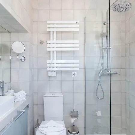 Central Apartment 2 Bedroom With Fast Internet Appartement